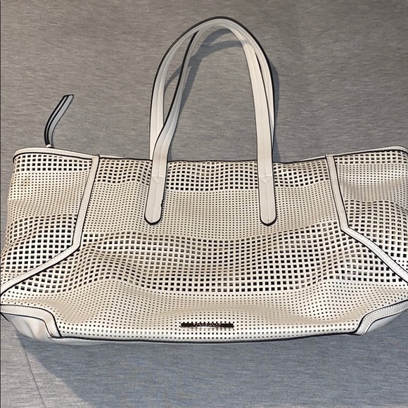 Tony Bianco, Gently Used Handbag, Good Condition - Picture 2 of 7